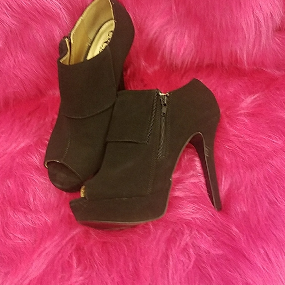 Booties - Picture 2 of 4